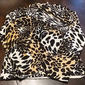 Leopard print small long sleeve sweater